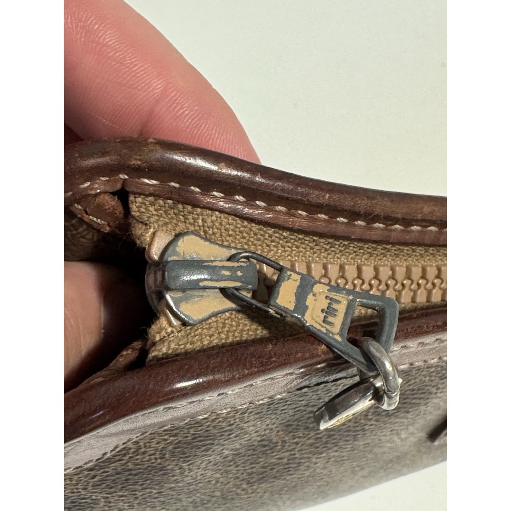 CELINE Triomphe Macadam Leather Clutch Cosmetics Travel Bag Italy Authentic - Picture 5 of 16